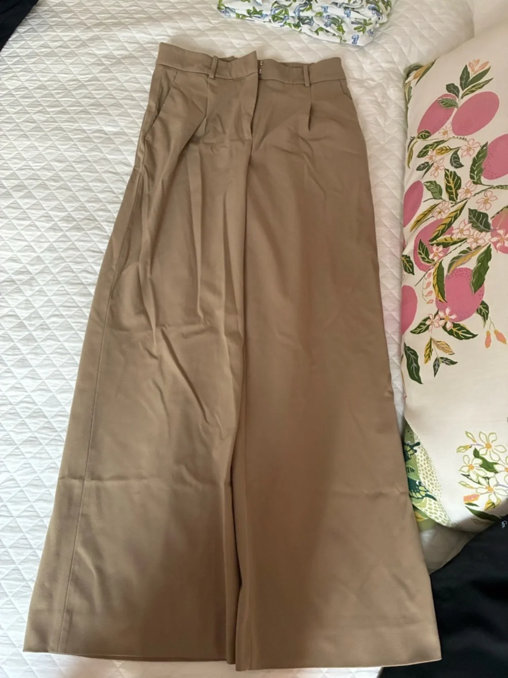 Abercrombie & Fitch Beige/Tan Casual Tailored Wide Leg Pant- SIZE 25 Long - Picture 3 of 5